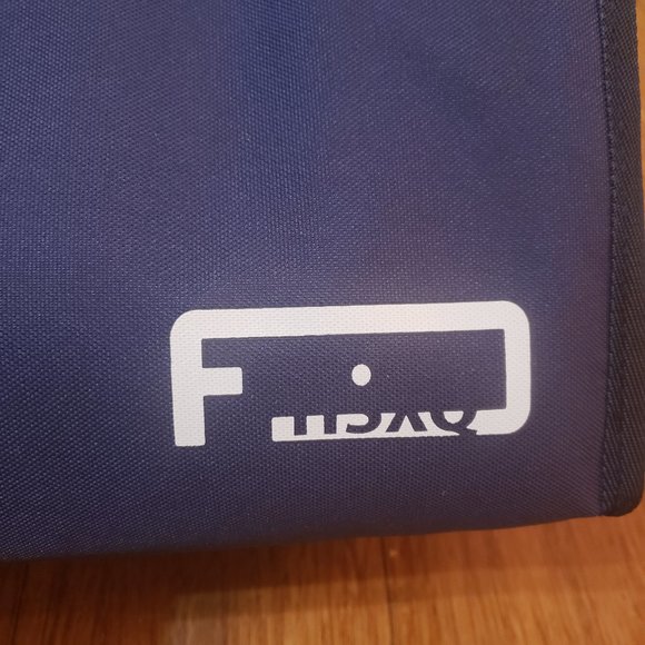 Waterproof Zipper Insulated Lunch Bag with Side Pocket for Beach, School, Office - Picture 5 of 12